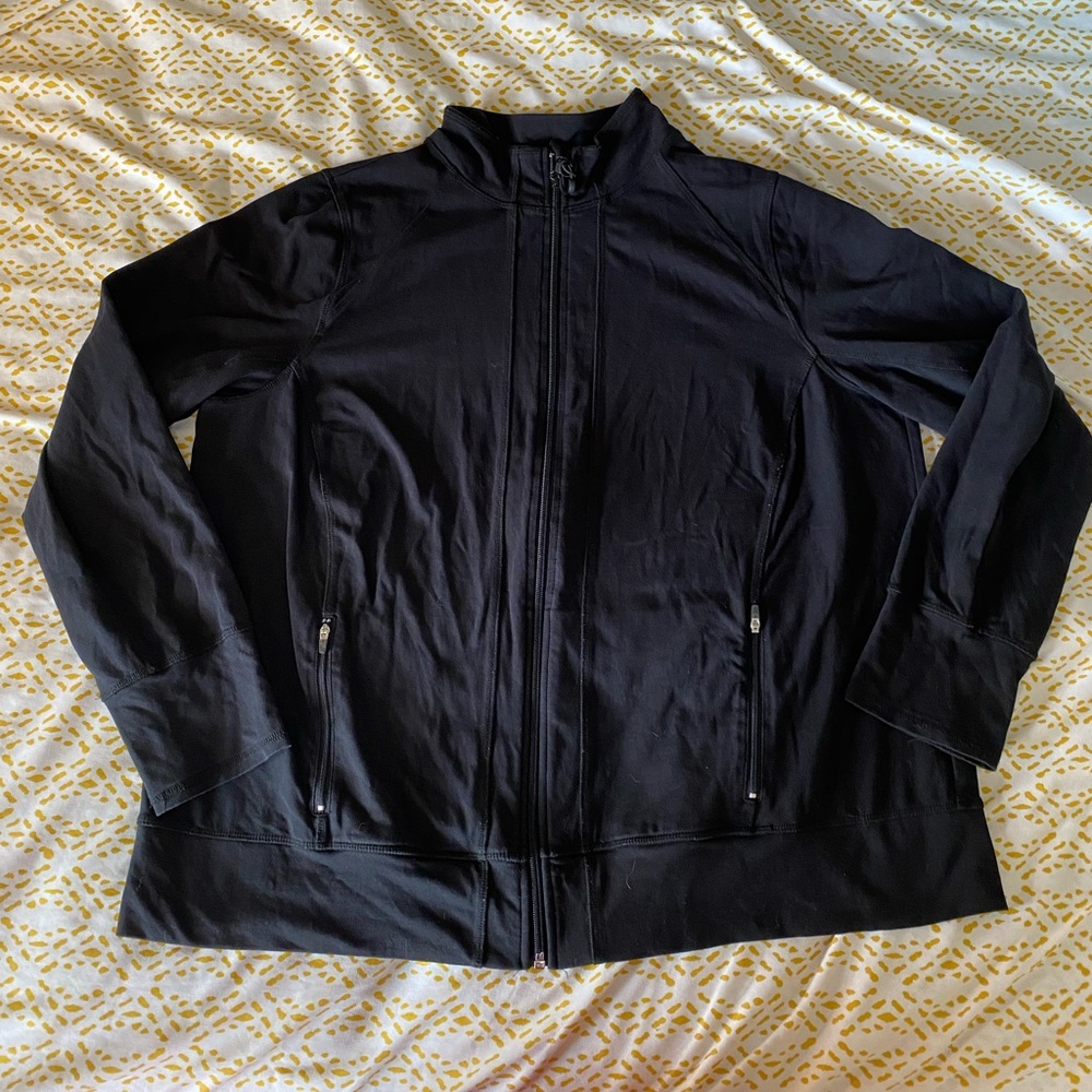 Livi Active: Size 18/20: Black: Long Sleeve Athletic Jacket